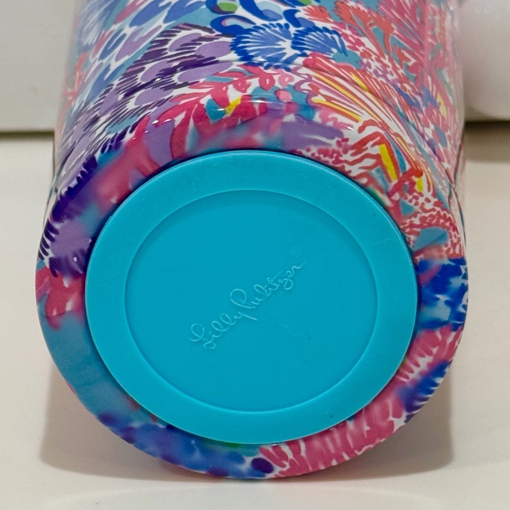 Lilly Pulitzer Splendor In The Sand 20 Oz Insulated Tumbler - Picture 5 of 10